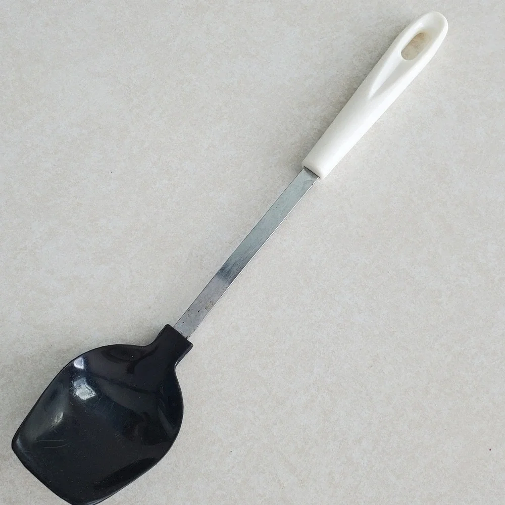Vintage Nylon Kitchen Utensil Spoon Server Black Scoop‎ White Handle